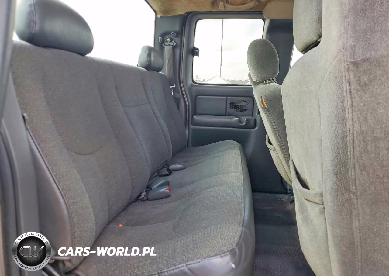 2004 Chevrolet Silverado C1500 VIN:1GCEC19X44Z269493 - 10