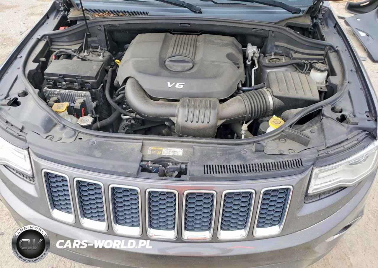 2015 Jeep Grand Cherokee Overland VIN:1C4RJECG3FC742071 - 12