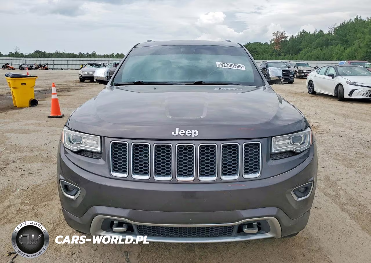 2015 Jeep Grand Cherokee Overland VIN:1C4RJECG3FC742071 - 5