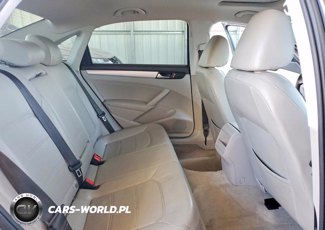 2012 Volkswagen Passat Se VIN:1VWBP7A34CC105310 - 10