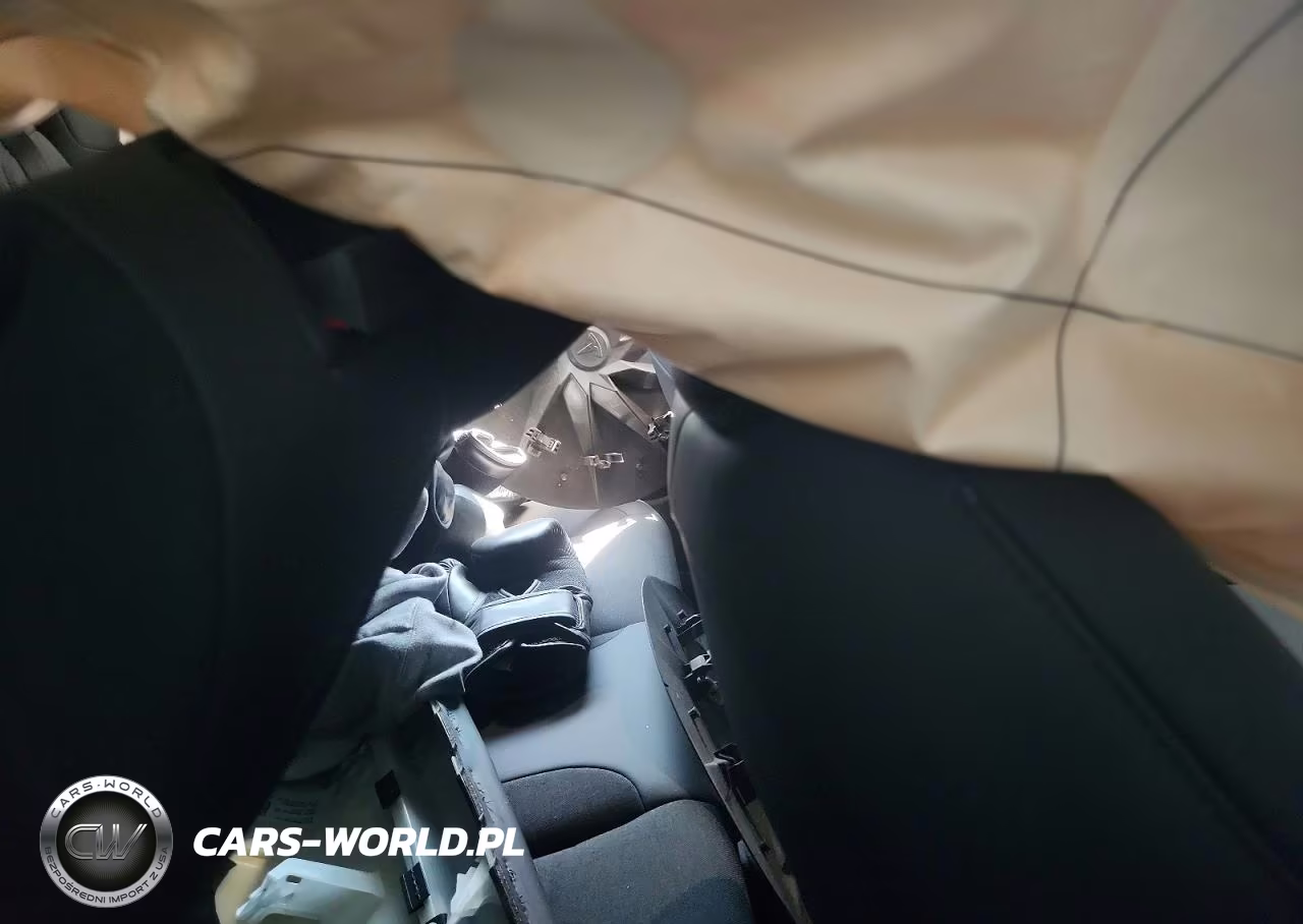 2026 Tesla Model 3 VIN:5YJ3E1EA7TF141661 - 10