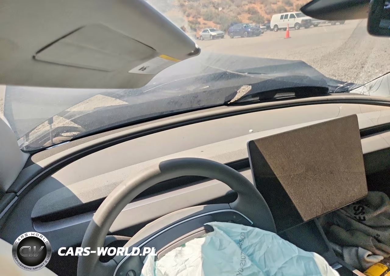 2026 Tesla Model 3 VIN:5YJ3E1EA7TF141661 - 9