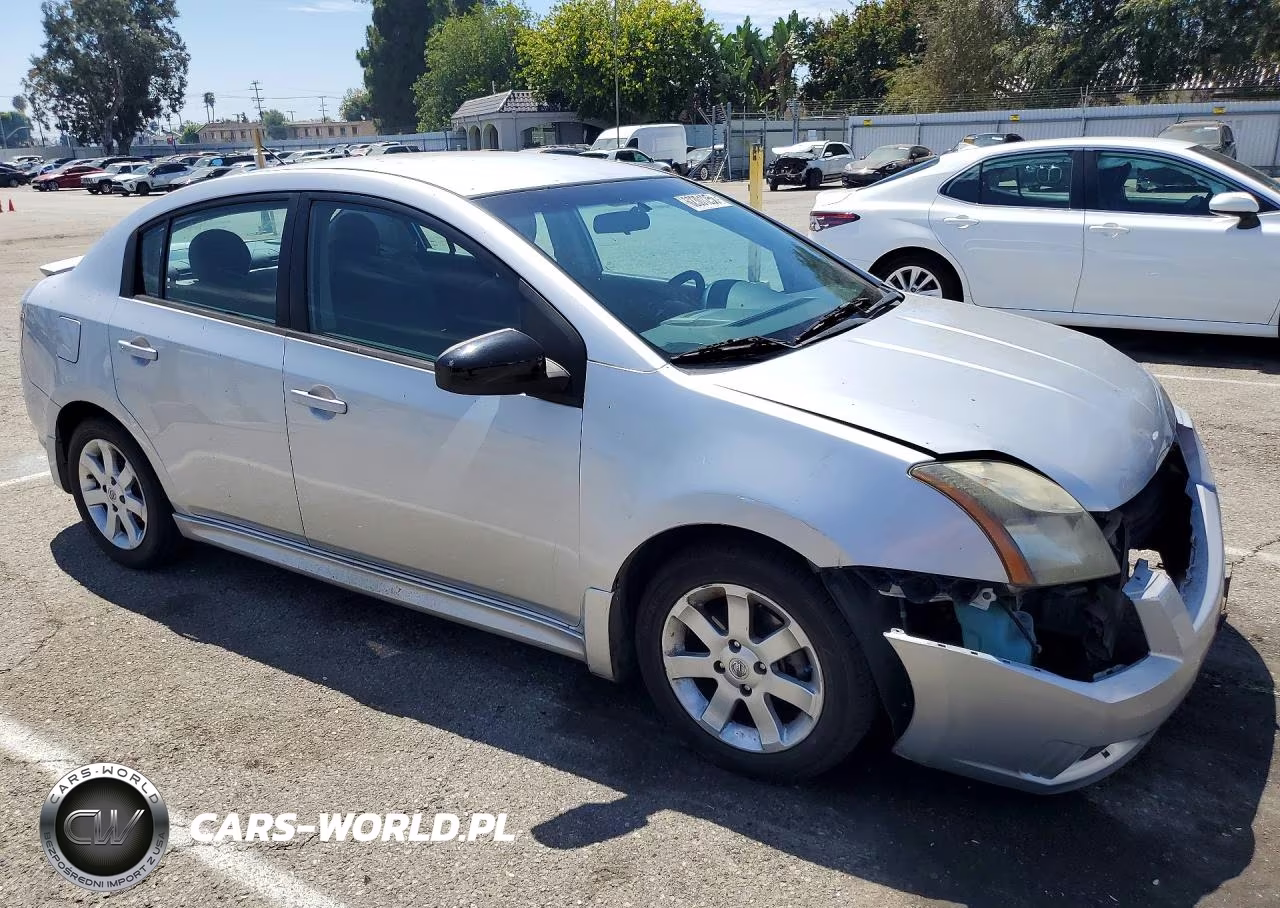 2012 Nissan Sentra 2.0 VIN:3N1AB6AP1CL758632 - 4