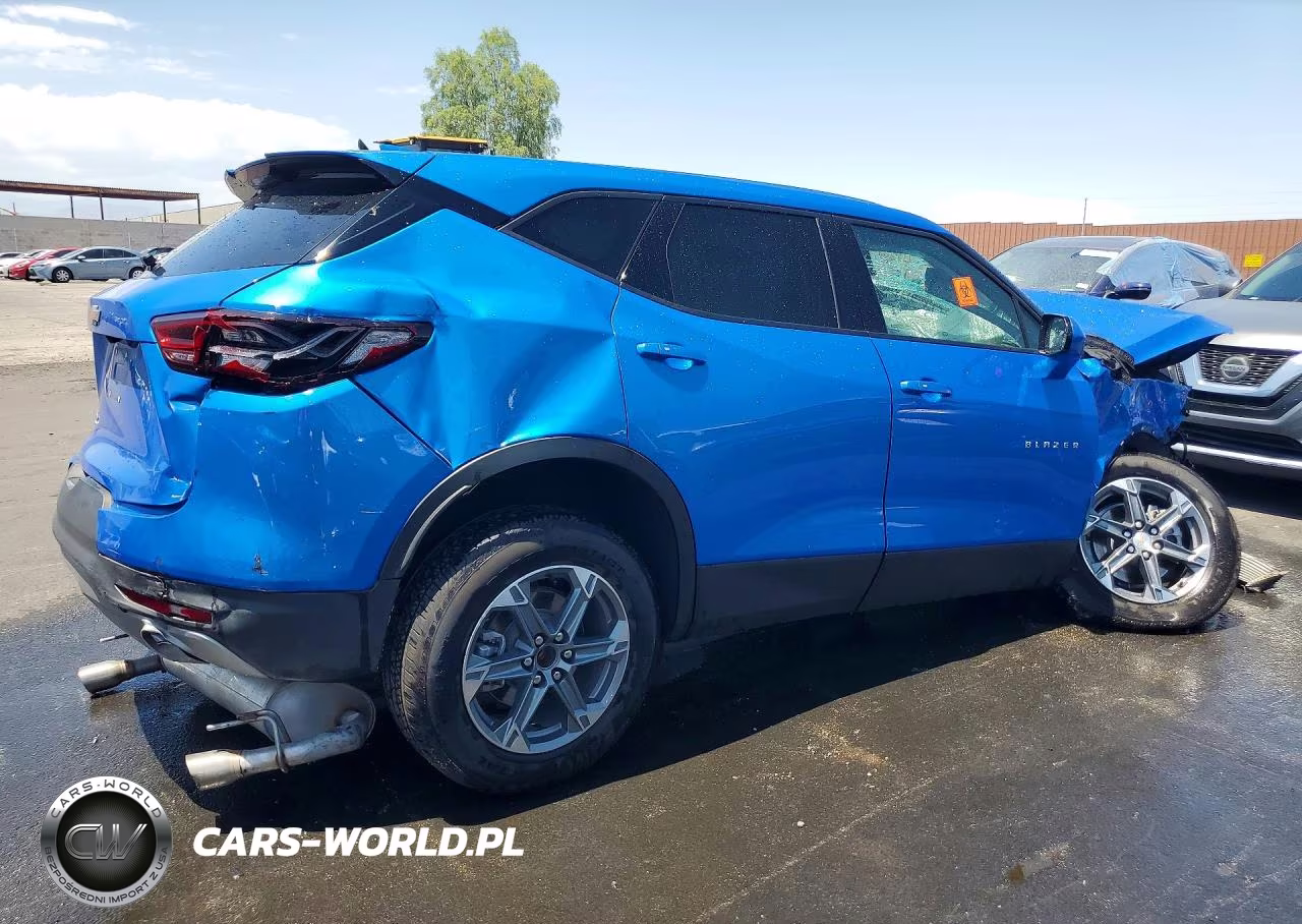 2025 Chevrolet Blazer 2Lt VIN:3GNKBCR40SS264980 - 3