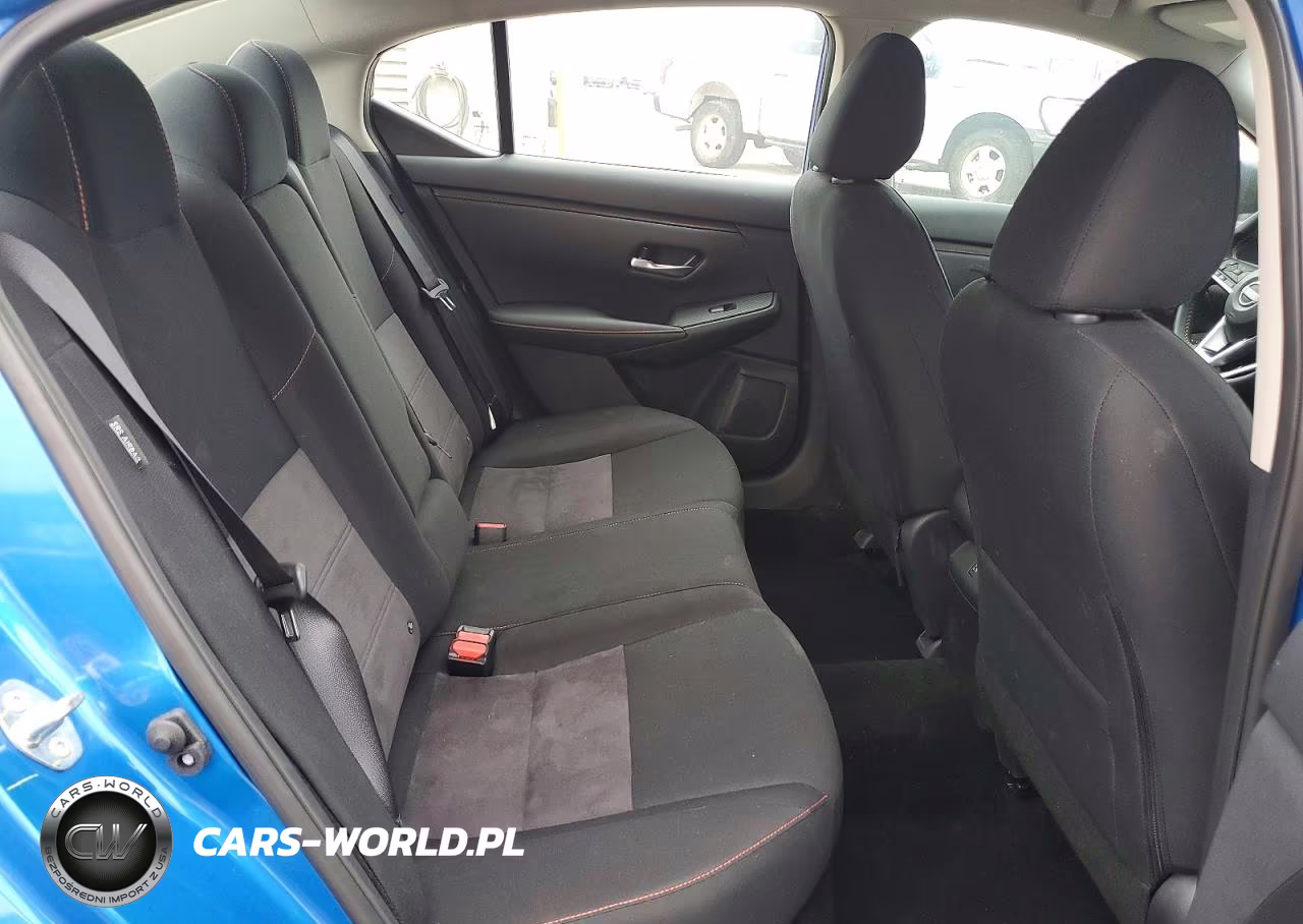 2025 Nissan Sentra Sr VIN:3N1AB8DV3SY368896 - 10