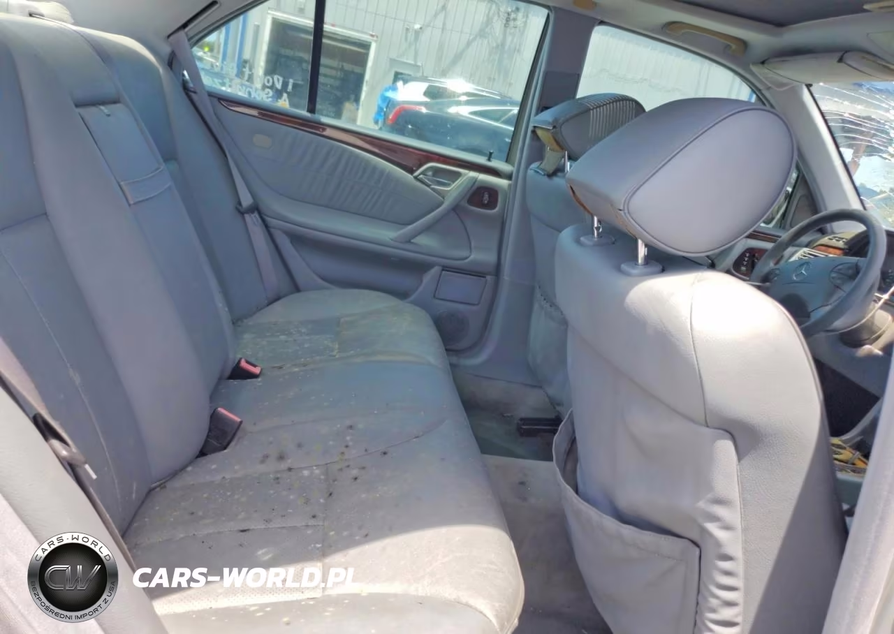 2000 Mercedes-Benz E 320 VIN:WDBJF65J4YB083793 - 10