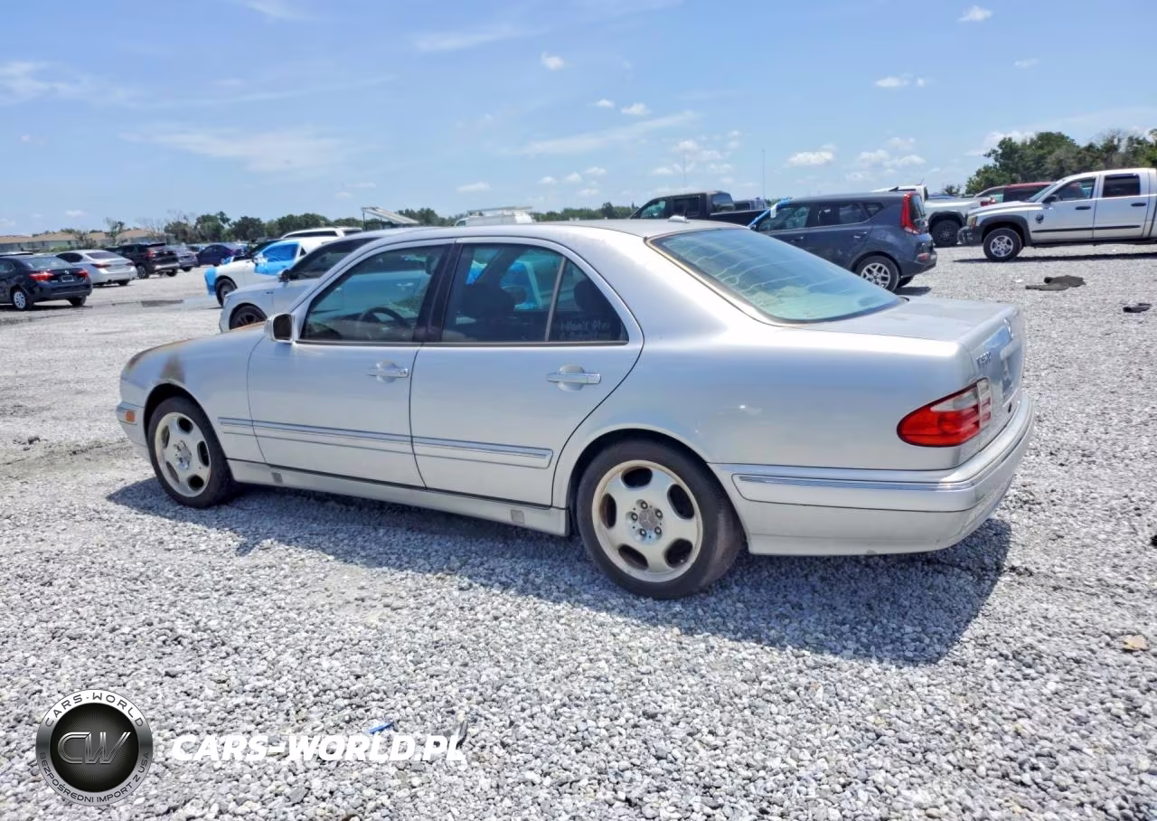 2000 Mercedes-Benz E 320 VIN:WDBJF65J4YB083793 - 2