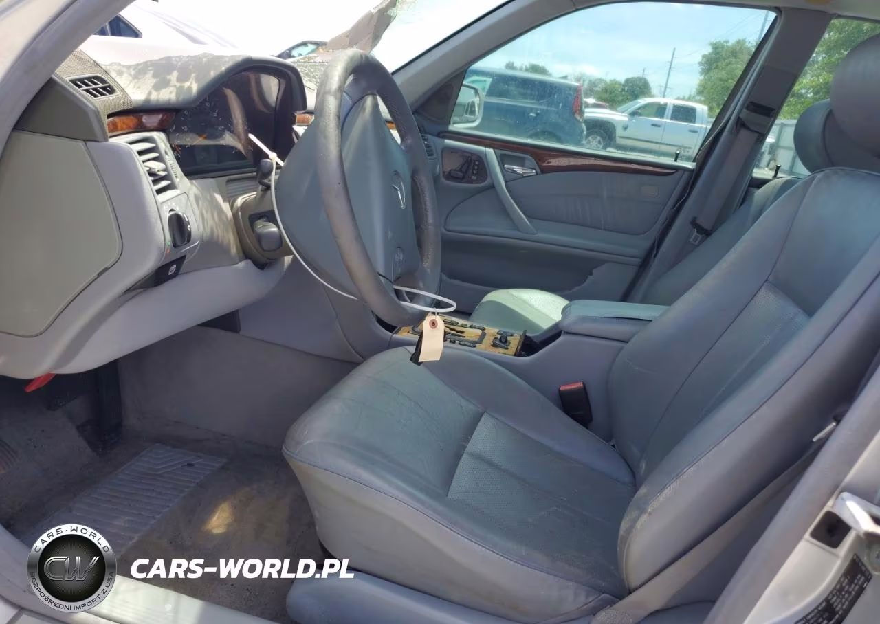2000 Mercedes-Benz E 320 VIN:WDBJF65J4YB083793 - 7
