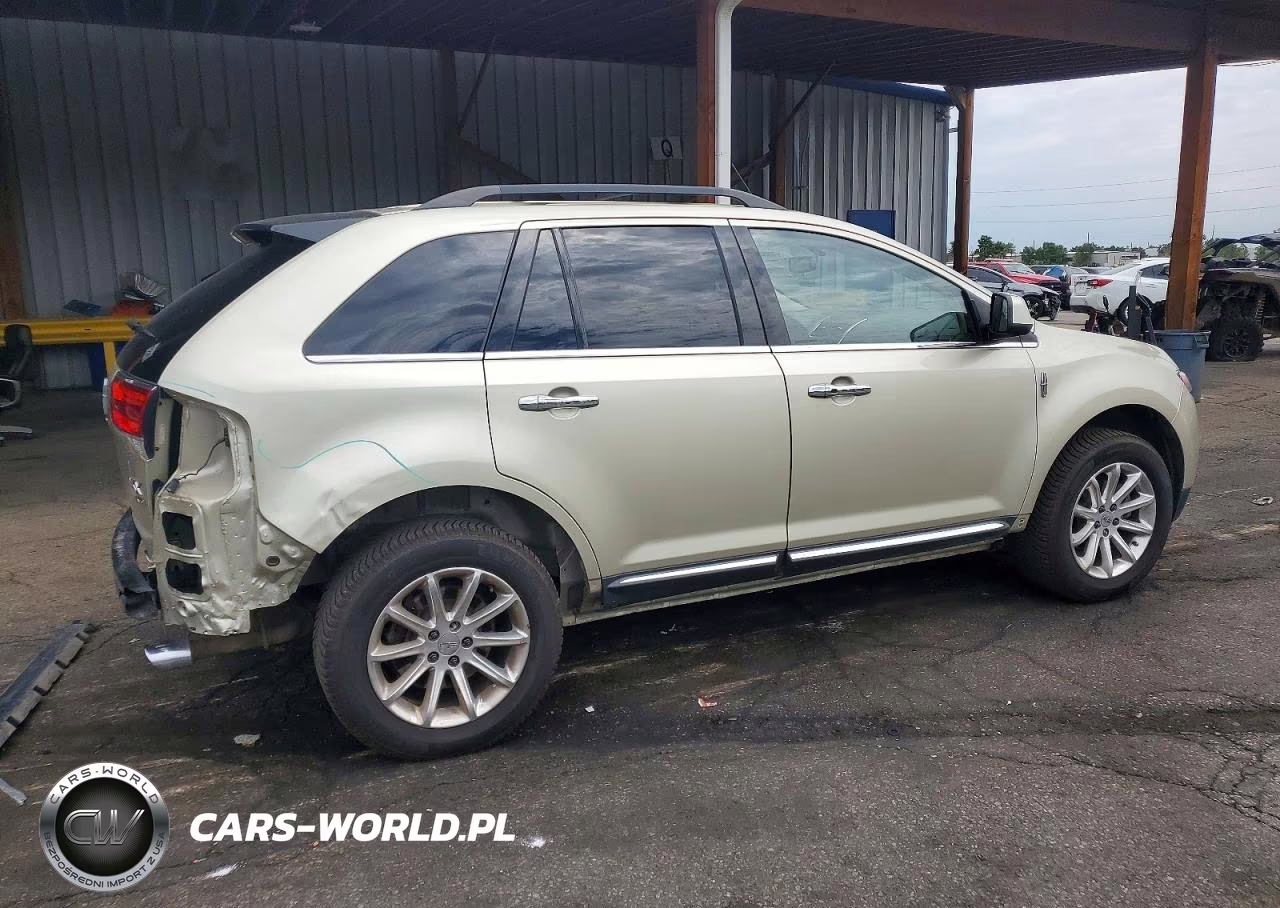 2011 Lincoln Mkx VIN:2LMDJ8JK4BBJ14453 - 3