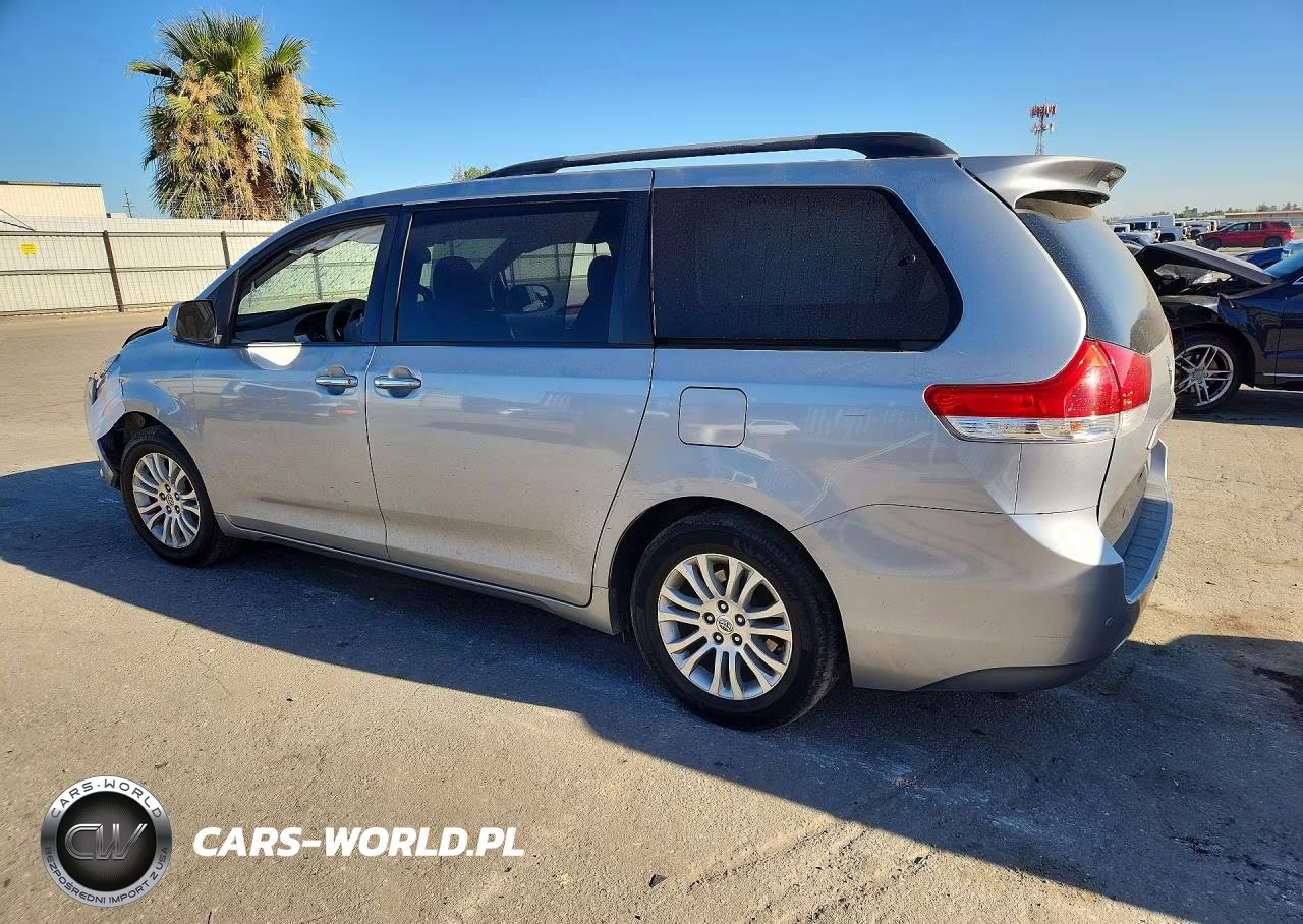 2011 Toyota Sienna Xle 8-Passenger VIN:5TDYK3DC4BS062939 - 2
