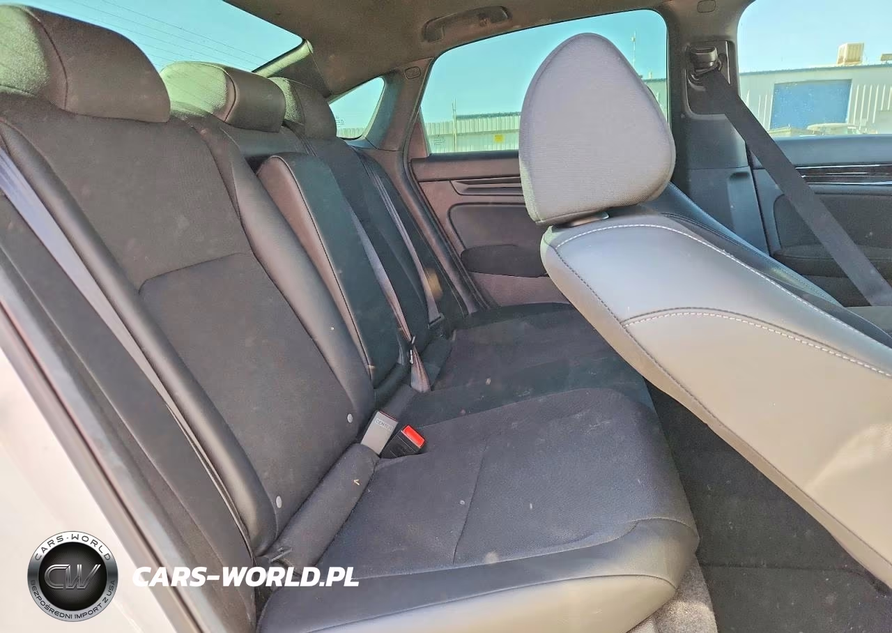 2025 Honda Civic Sport VIN:2HGFE4F85SH351339 - 10