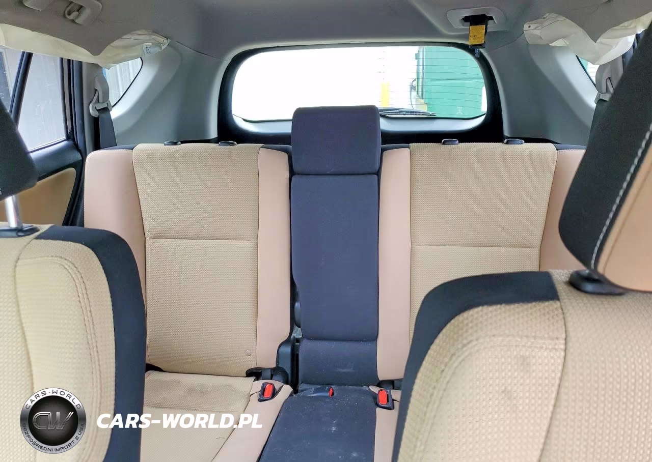 2018 Toyota Rav4 Xle VIN:JTMWFREV8JJ740862 - 10