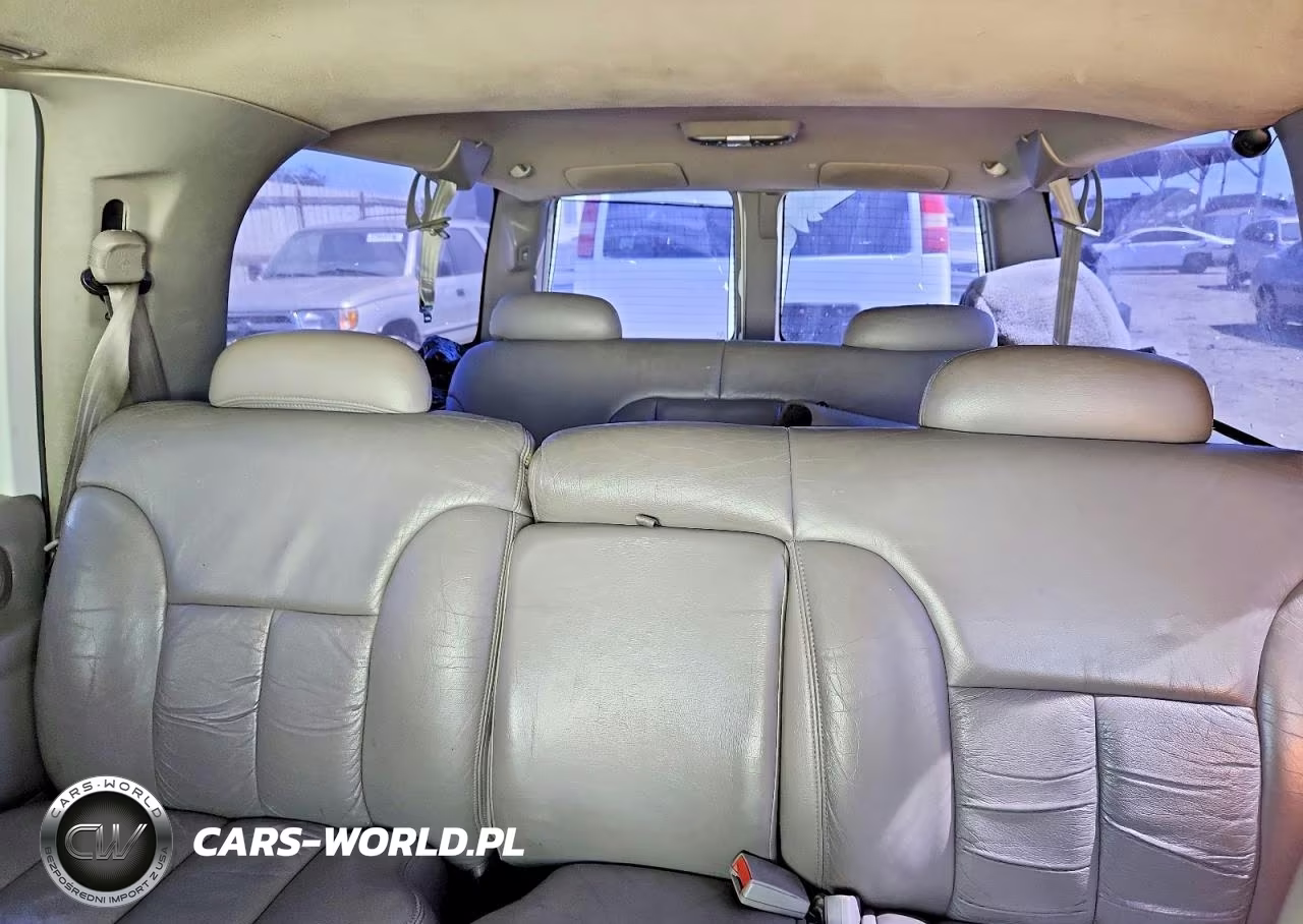 1999 Chev Suburban 1500 Ls 4D VIN:3GNEC16R1XG187383 - 10