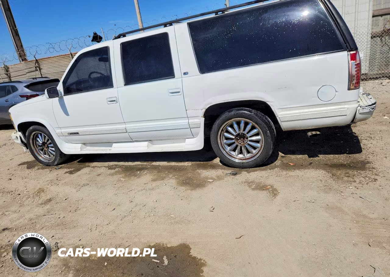 1999 Chev Suburban 1500 Ls 4D VIN:3GNEC16R1XG187383 - 2