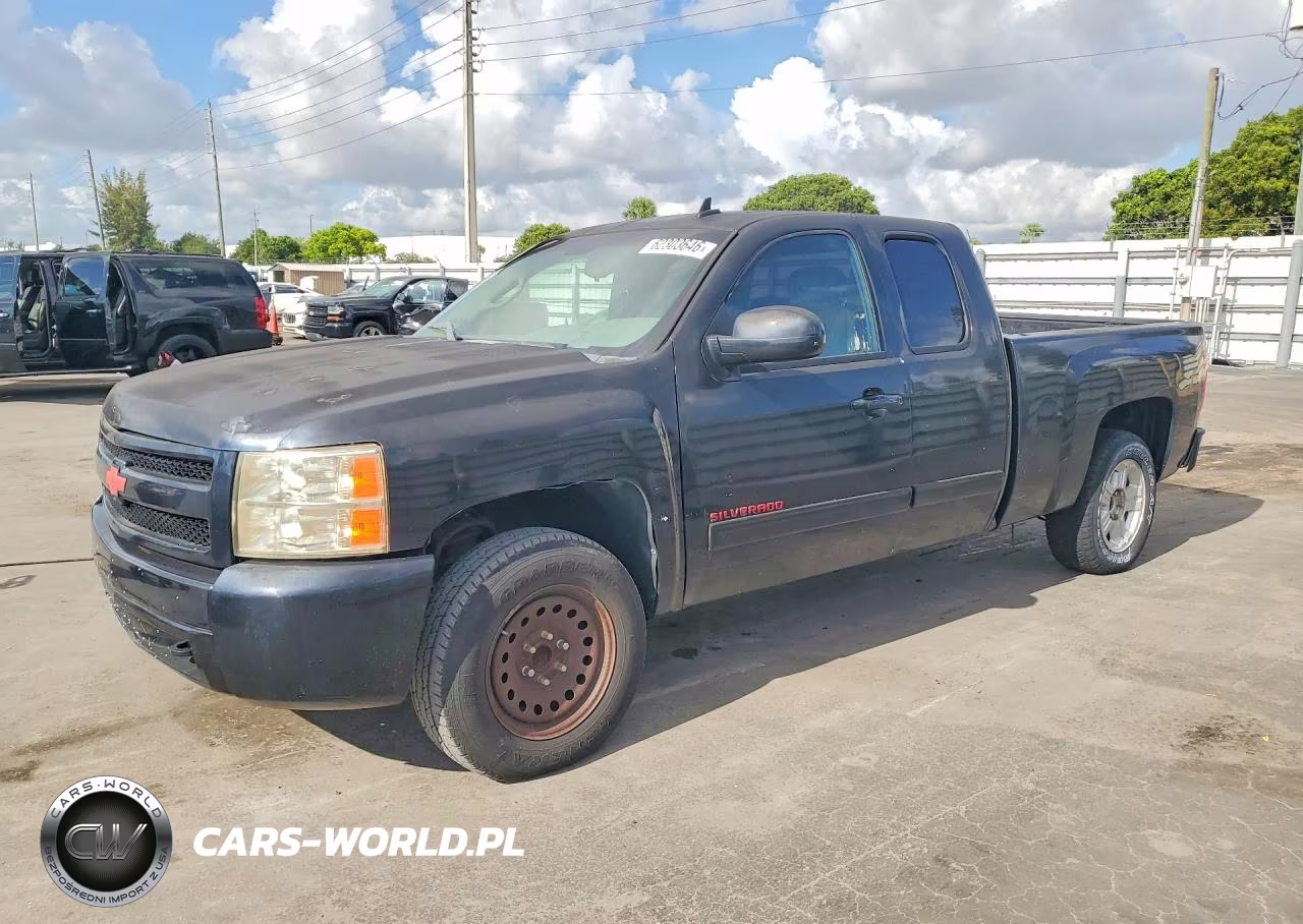2008 Chevrolet Silverado C1500 – zdjęcie 1 z 12