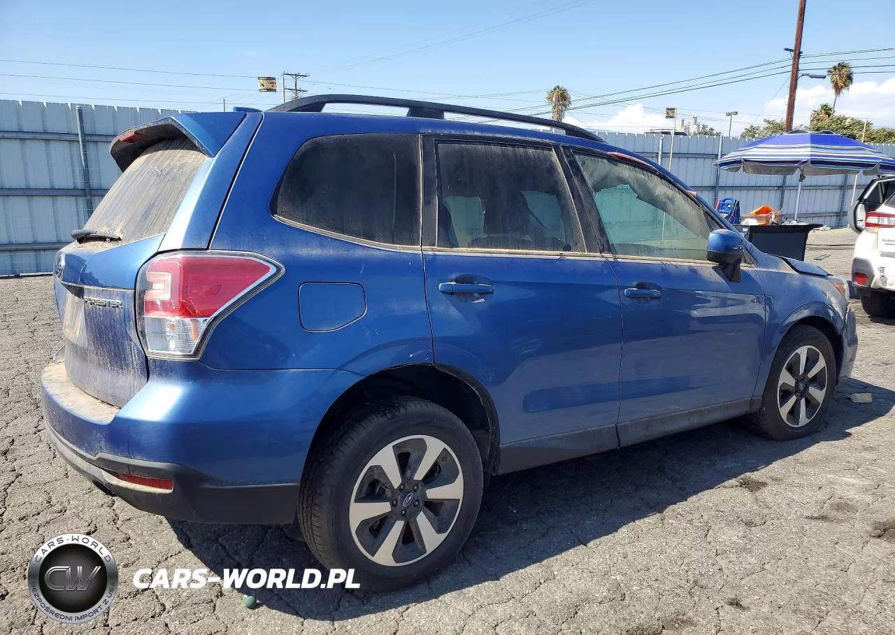 2018 Subaru Forester 2.5I Premium VIN:JF2SJAEC5JH455963 - 3