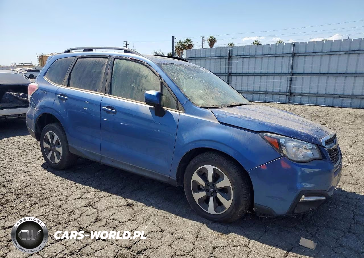 2018 Subaru Forester 2.5I Premium VIN:JF2SJAEC5JH455963 - 4