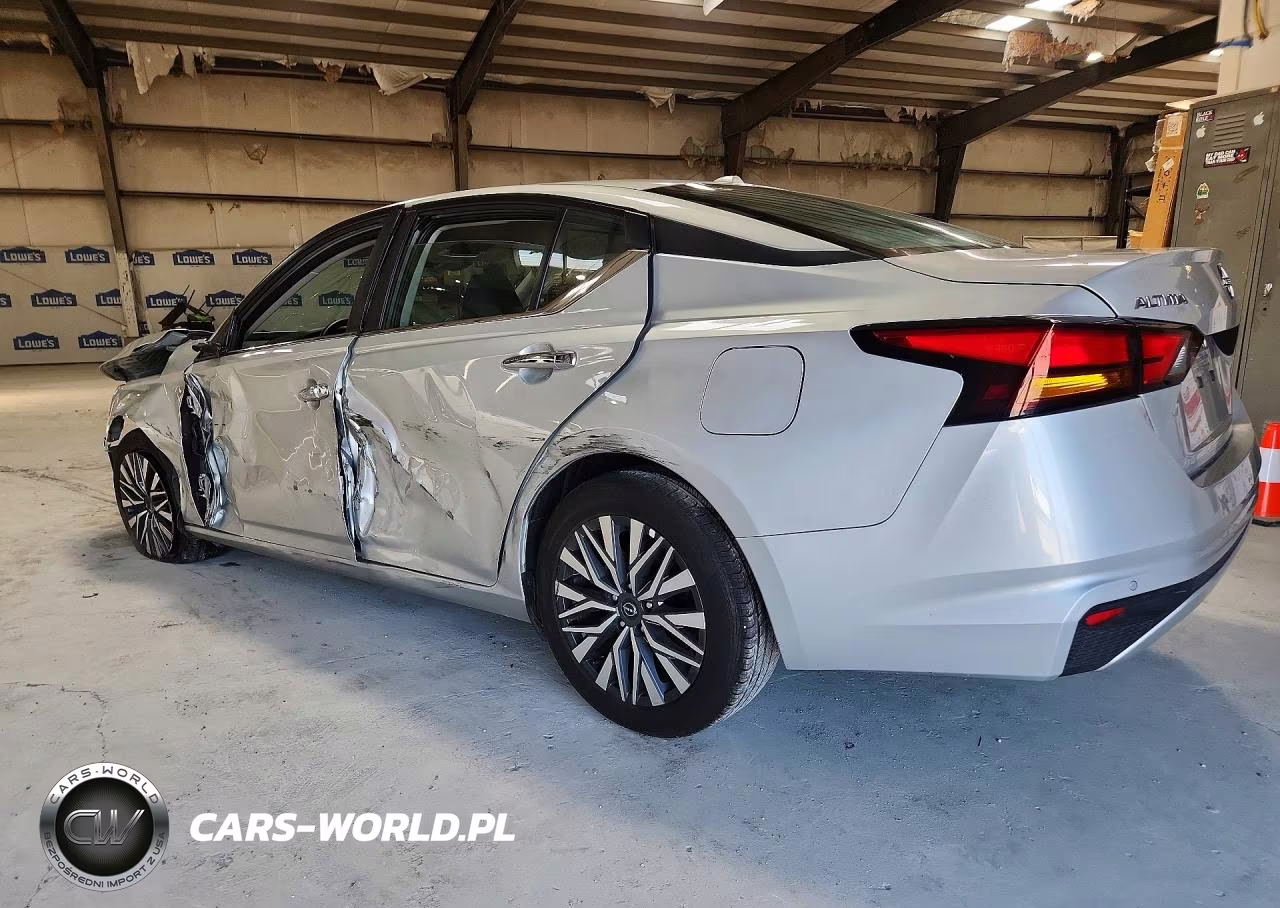 2025 Nissan Altima Sv – zdjęcie 1 z 11