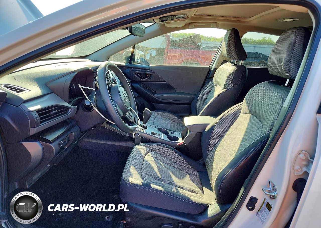 2024 Subaru Crosstrek Premium VIN:JF2GUADC1R8213858 - 7