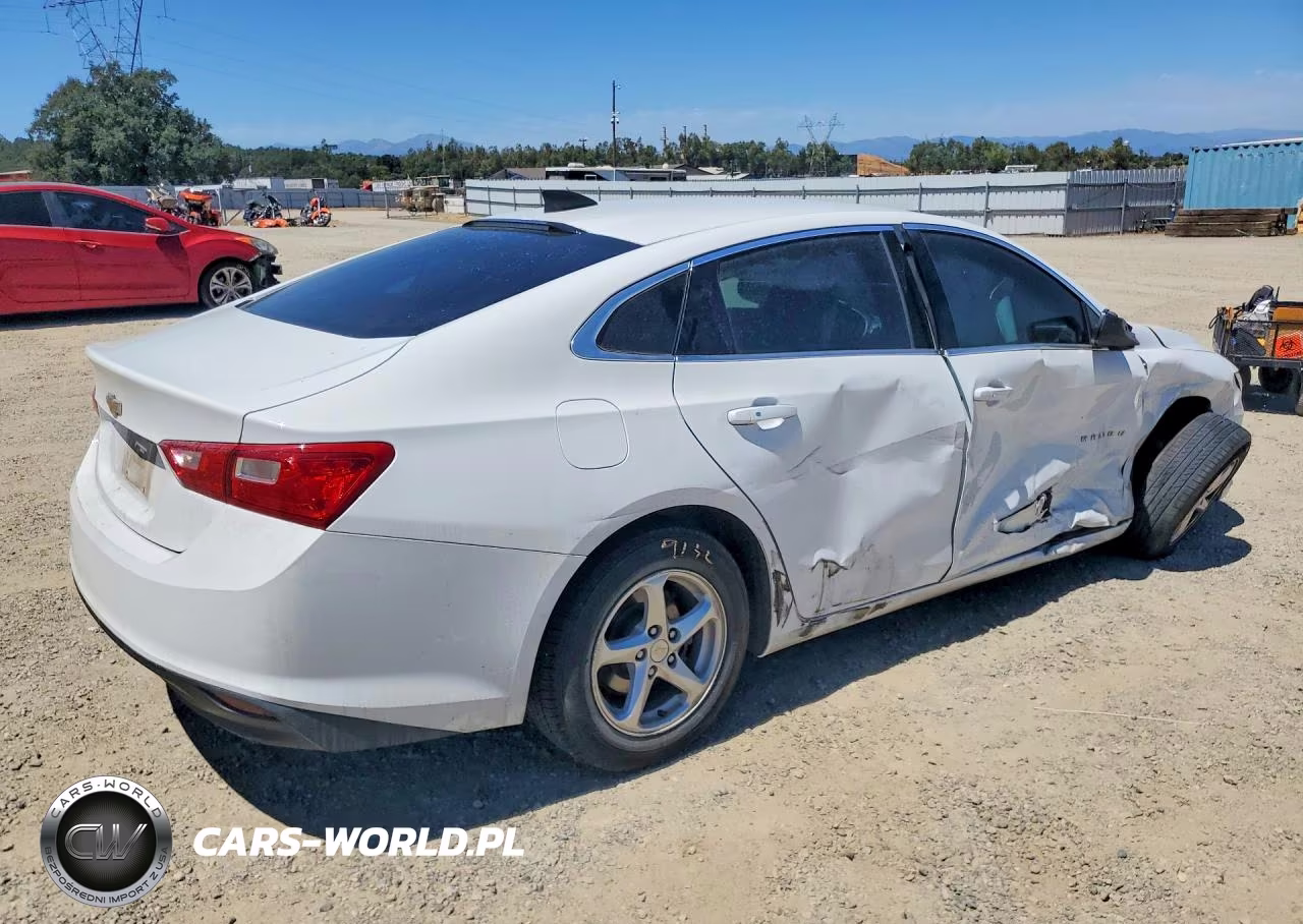 2018 Chevrolet Malibu Ls VIN:1G1ZB5ST9JF253427 - 3