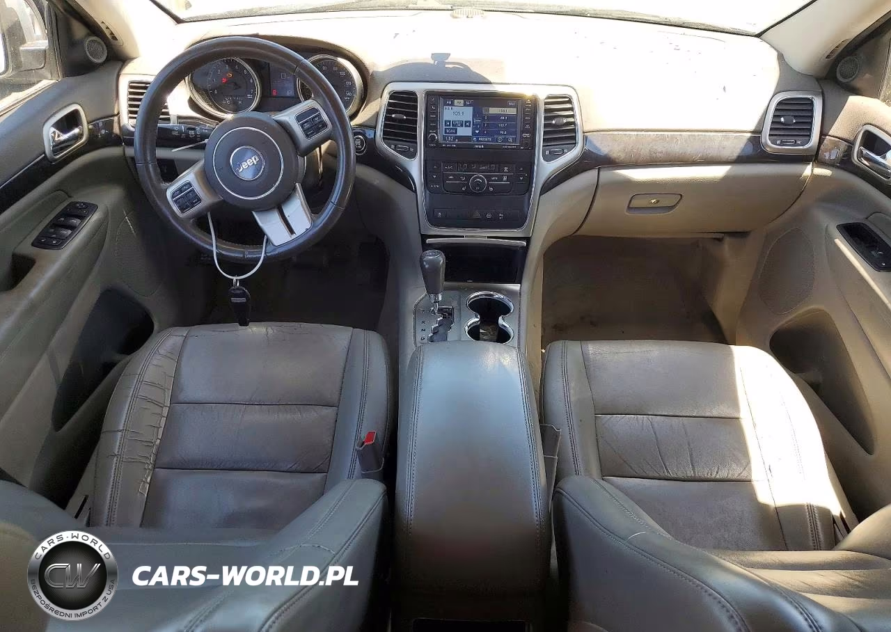 2011 Jeep Grand Cherokee Laredo VIN:1J4RR4GG2BC563666 - 8