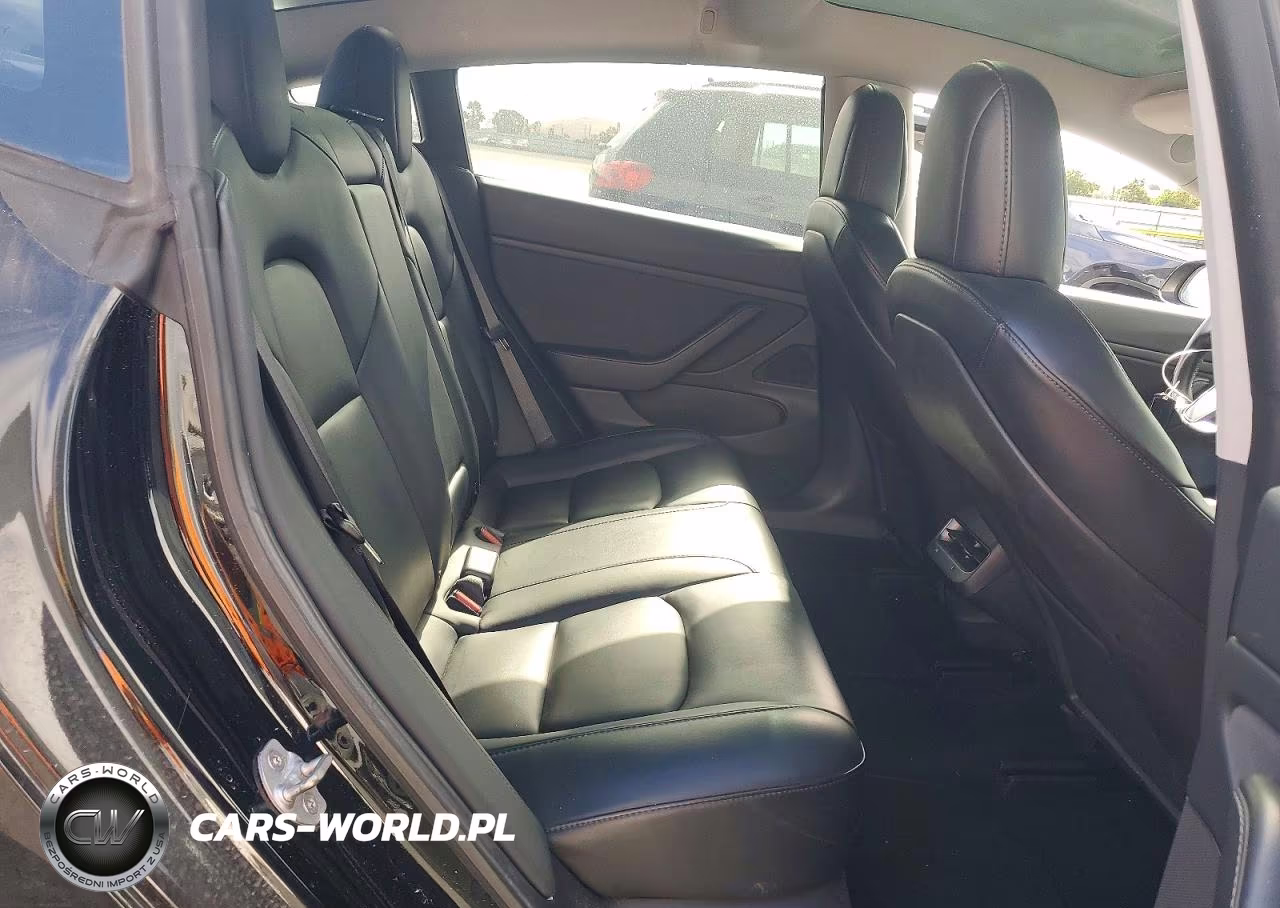 2019 Tesla Model 3 VIN:5YJ3E1EA9KF398416 - 10