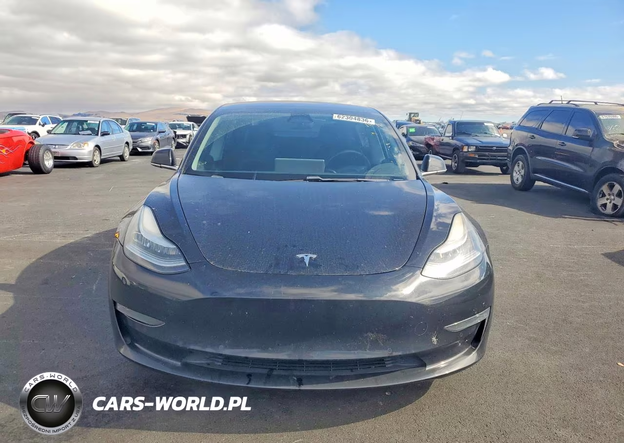 2019 Tesla Model 3 VIN:5YJ3E1EA9KF398416 - 5