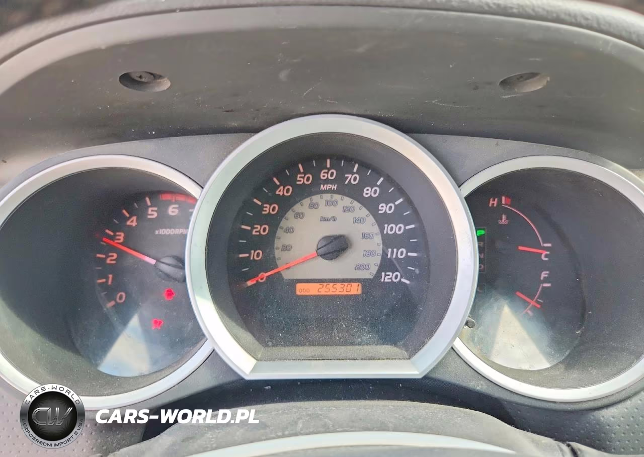 2005 Toyota Tacoma Double Cab VIN:5TELU42N05Z025702 - 9