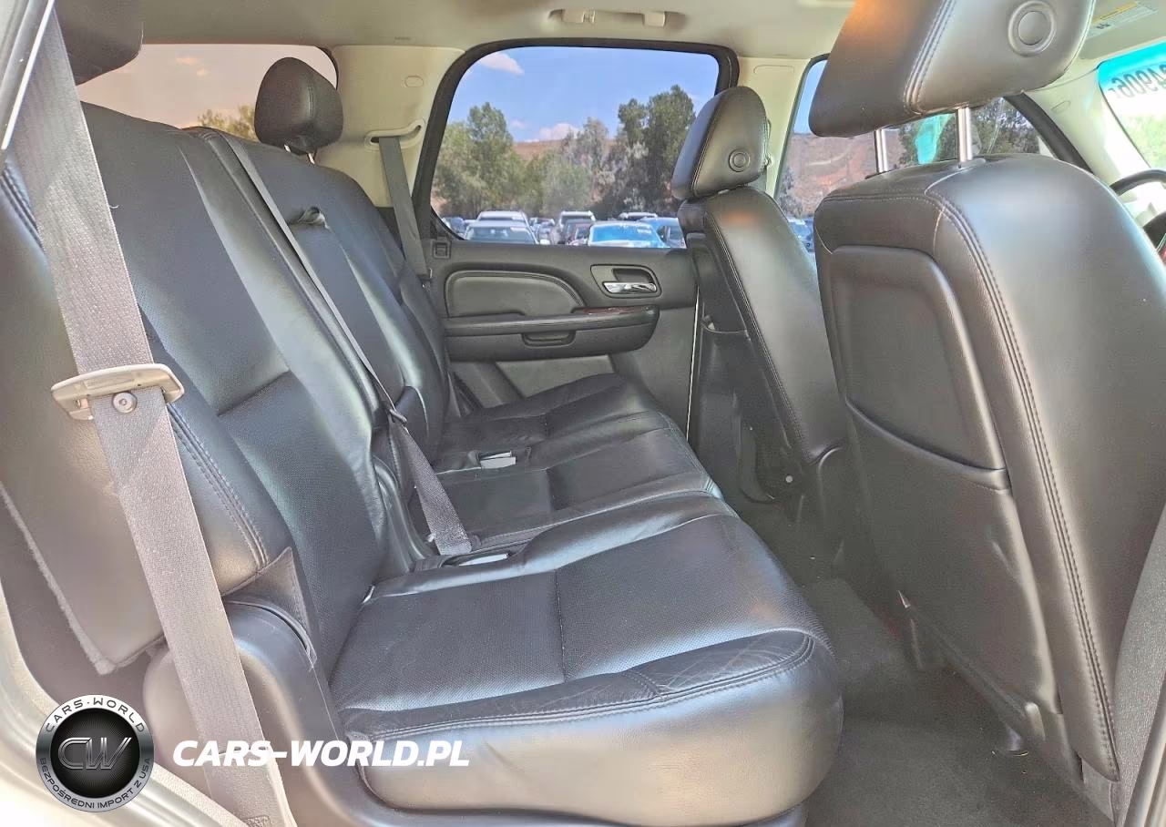 2007 Cadillac Escalade Luxury VIN:1GYFK63827R348567 - 11