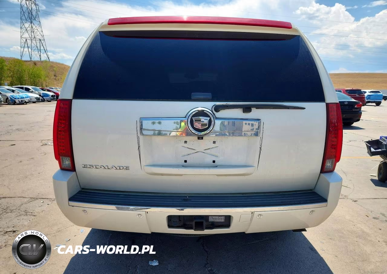 2007 Cadillac Escalade Luxury VIN:1GYFK63827R348567 - 6