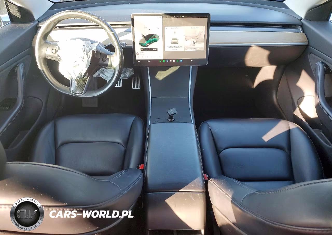 2018 Tesla Model 3 VIN:5YJ3E1EB8JF063641 - 8