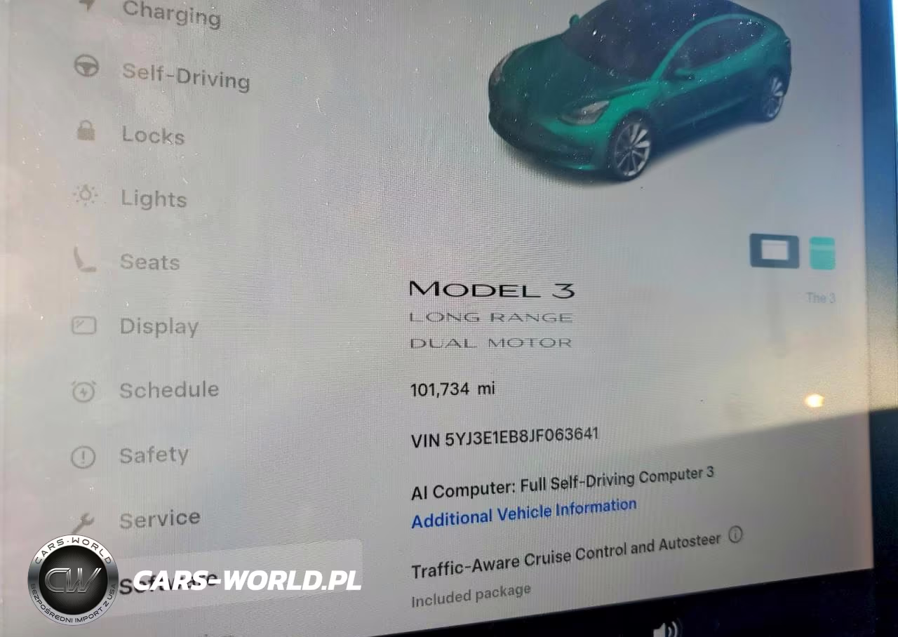 2018 Tesla Model 3 VIN:5YJ3E1EB8JF063641 - 9