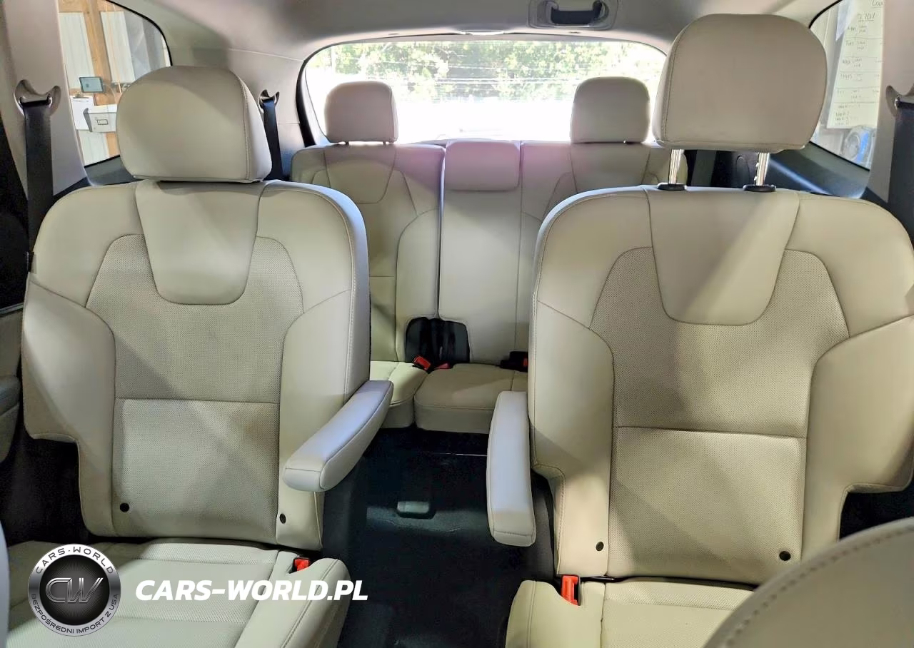 2025 Kia Telluride S VIN:5XYP6DGC3SG722452 - 10