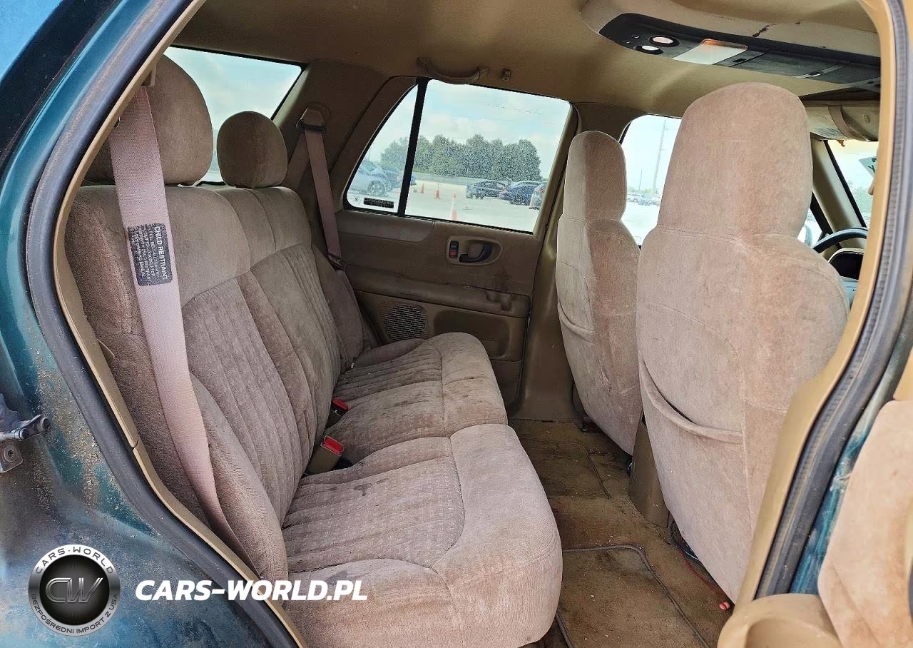 1998 Chevrolet Blazer VIN:1GNCS13W3W2252004 - 10