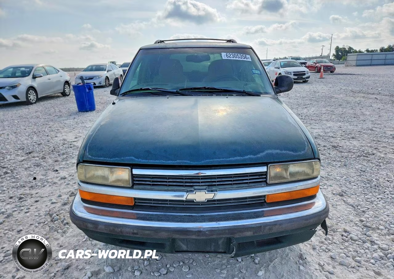 1998 Chevrolet Blazer VIN:1GNCS13W3W2252004 - 5