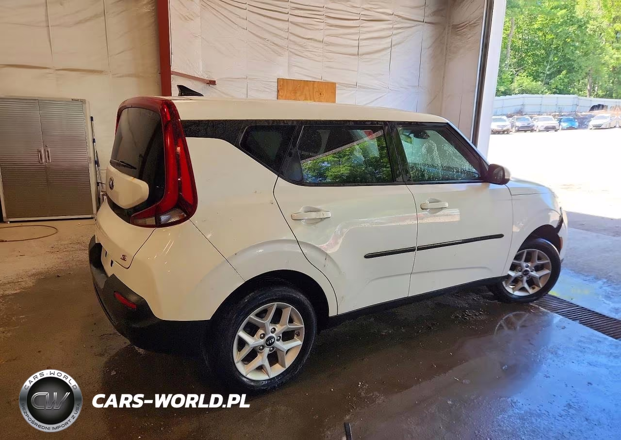 2020 Kia Soul S VIN:KNDJ23AU5L7002582 - 3
