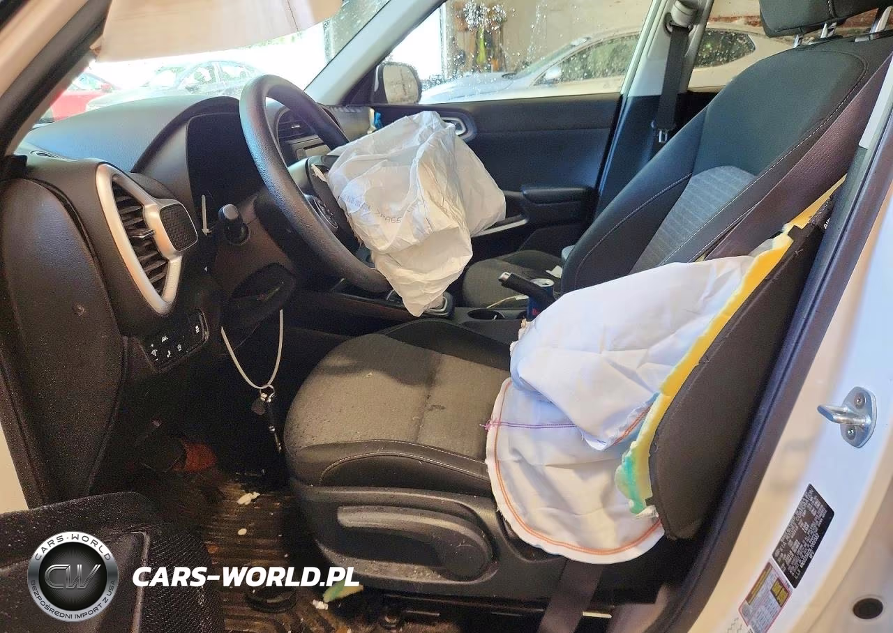 2020 Kia Soul S VIN:KNDJ23AU5L7002582 - 7
