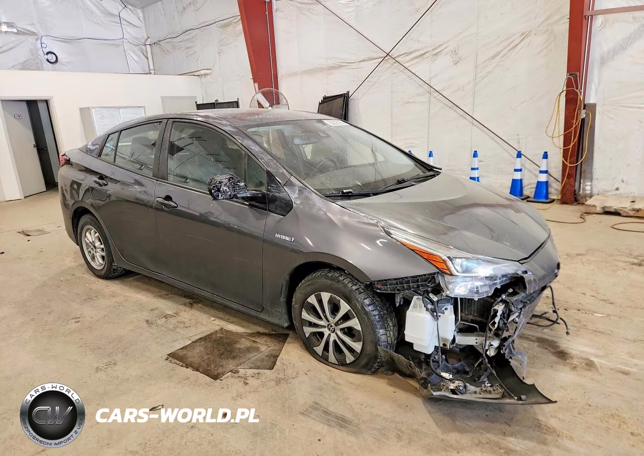 2019 Toyota Prius Xle Awd-E VIN:JTDL9RFU0K3001202 - 4
