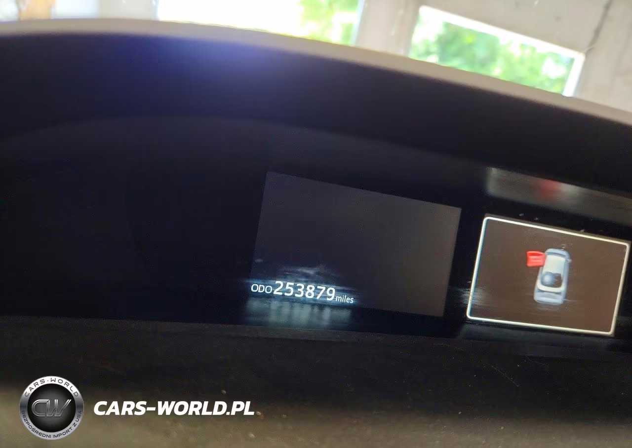2019 Toyota Prius Xle Awd-E VIN:JTDL9RFU0K3001202 - 9