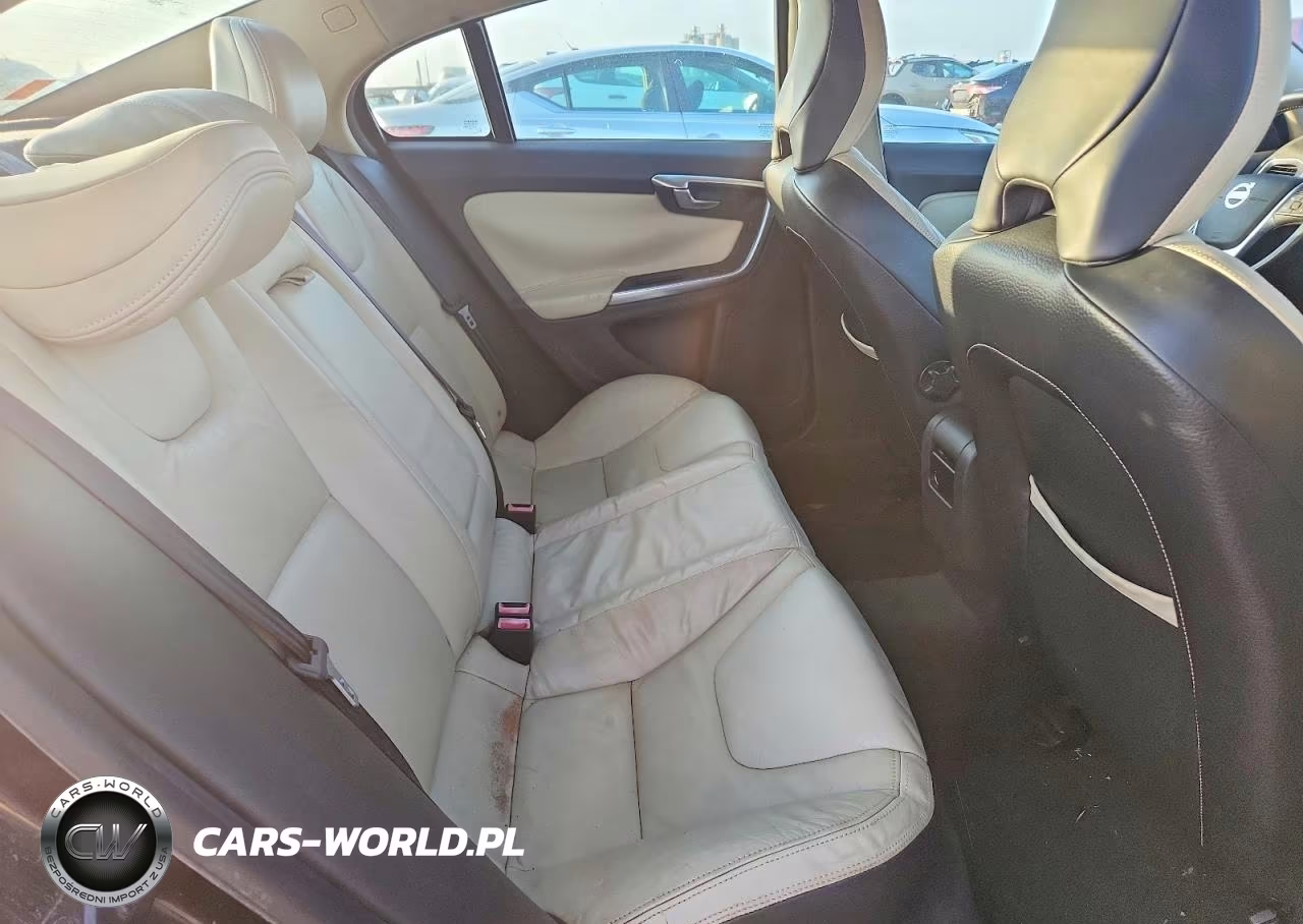 2012 Volvo S60 T5 VIN:YV1622FS2C2035697 - 10