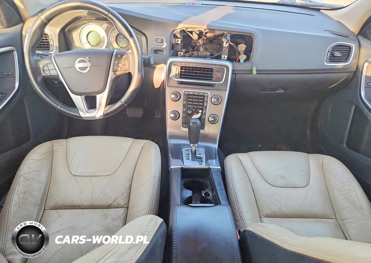 2012 Volvo S60 T5 VIN:YV1622FS2C2035697 - 8