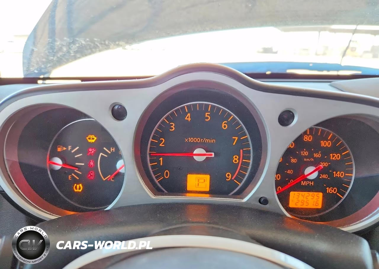 2008 Nissan 350Z Base VIN:JN1BZ34DX8M706381 - 9