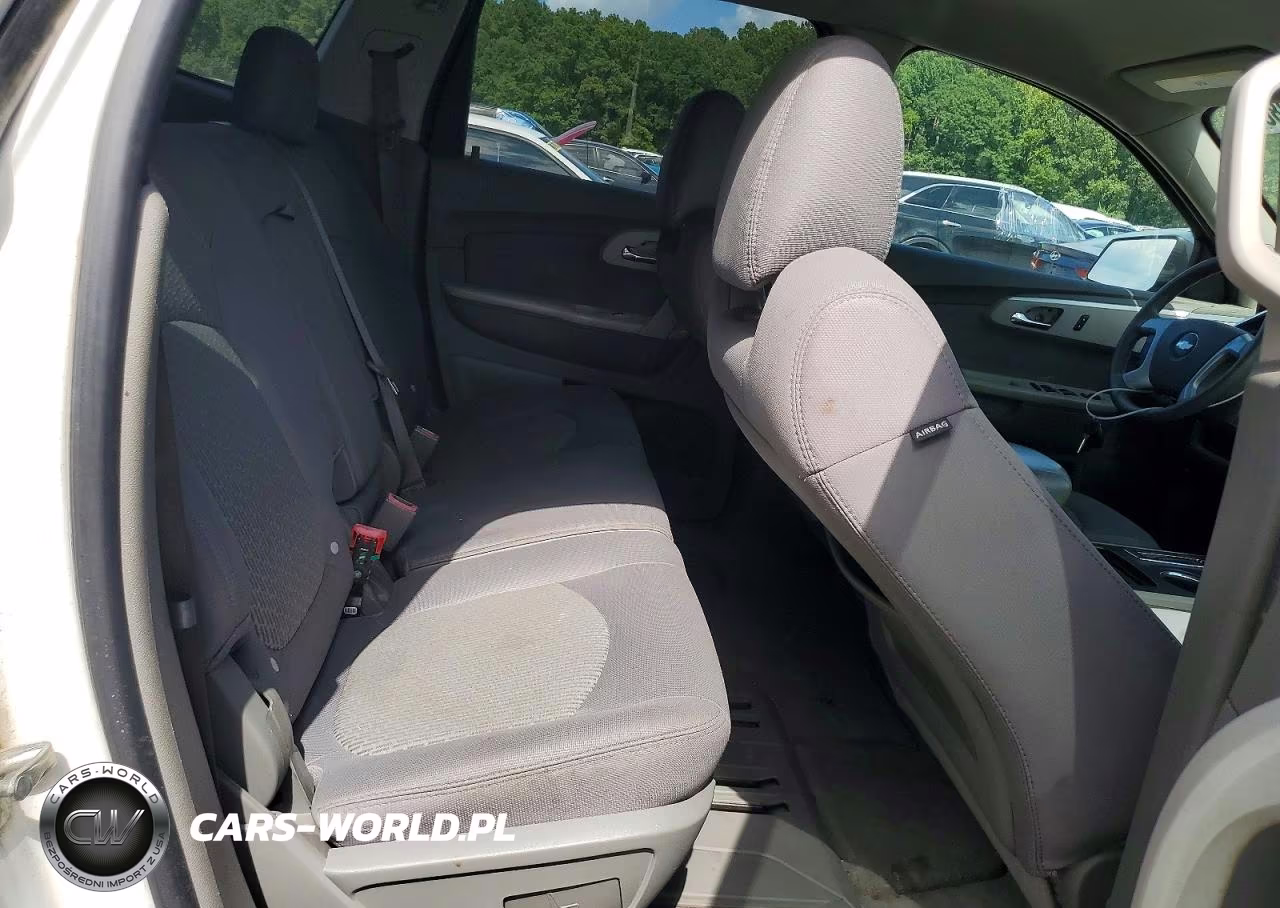 2010 Chevrolet Traverse Ls VIN:1GNLREED0AS117926 - 11