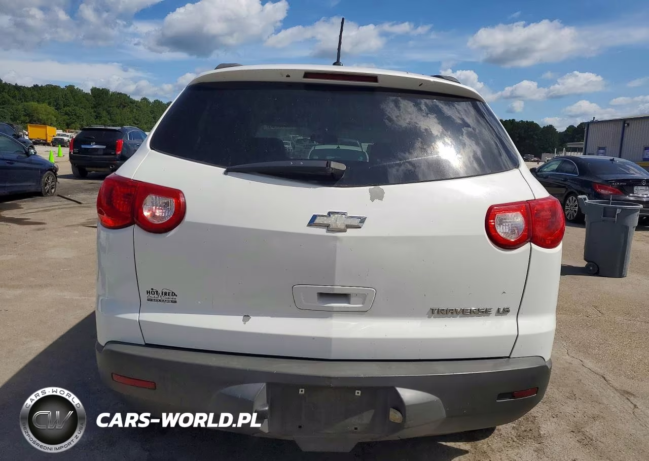 2010 Chevrolet Traverse Ls VIN:1GNLREED0AS117926 - 6