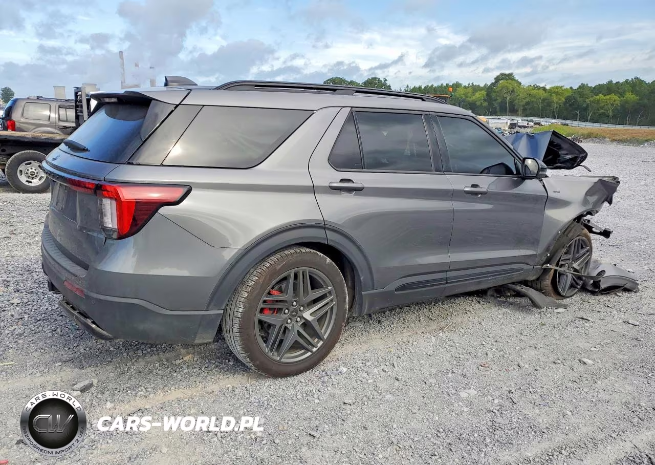 2025 Ford Explorer St-Line VIN:1FMUK7KHXSGC58135 - 3