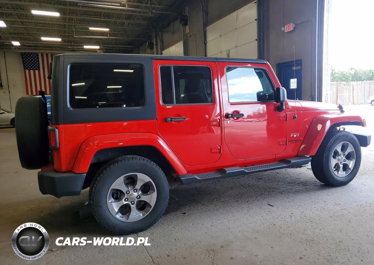 2016 Jeep Wrangler Unlimited Sahara VIN:1C4HJWEGXGL257183 - 3