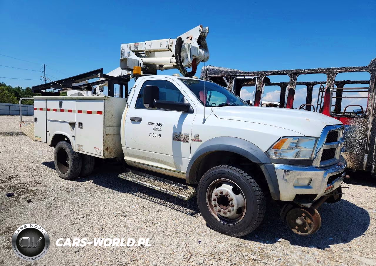 2013 Ram 5500 Bucket Truck VIN:3C7WRNAL1DG569045 - 4