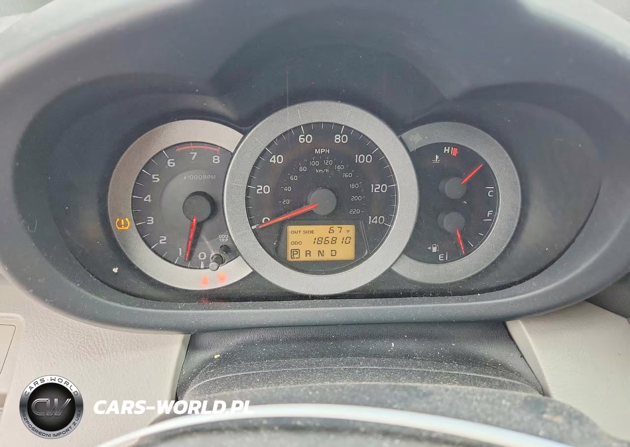 2008 Toyota Rav4 Limited VIN:JTMBD31V286076076 - 9