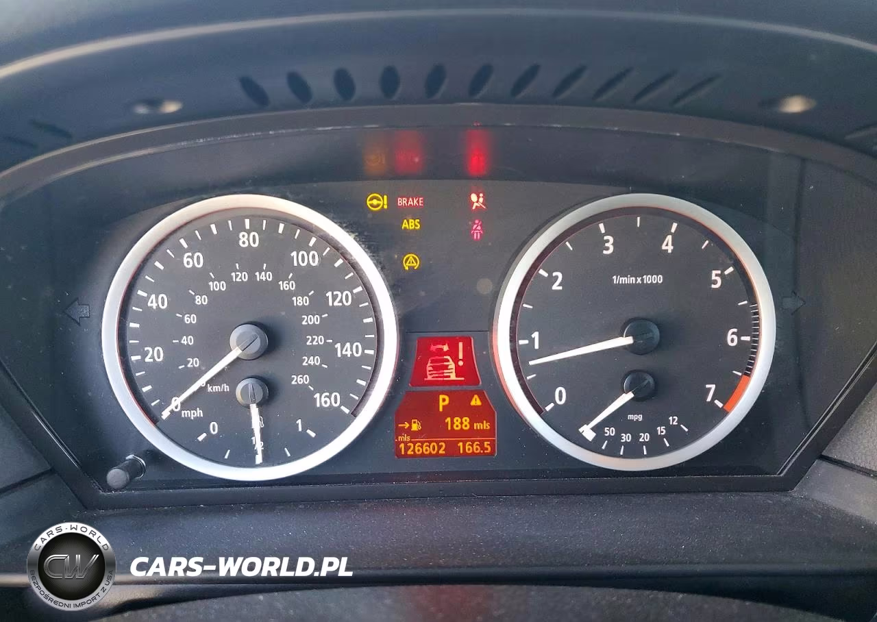 2005 BMW 545 I VIN:WBANB33515CN64977 - 9