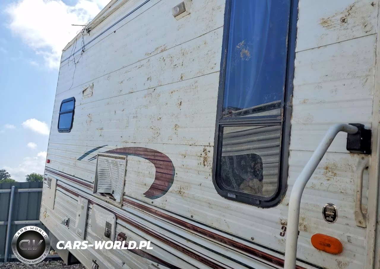 1999 Jayco Eagle Camper VIN:1UJCJ02P3X5L40101 - 10